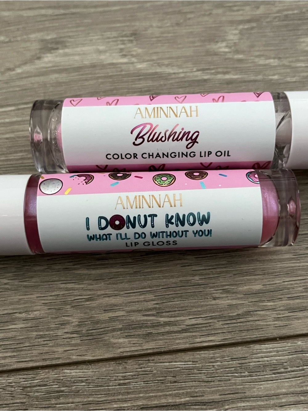 NWT Aminnah Blushing Color-Changing Pink Lip Oil & I Donut Know Lip Gloss Duo